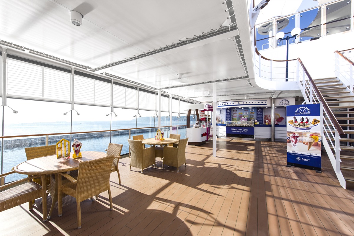 MSC Cruises MSC Lirica Gelateria Italana 0.jpg