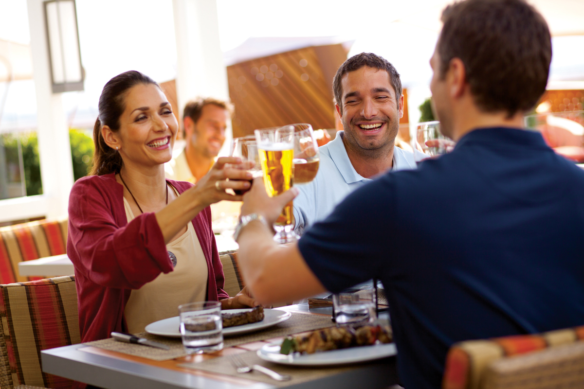 CEL SI Lawn Club Grill 2