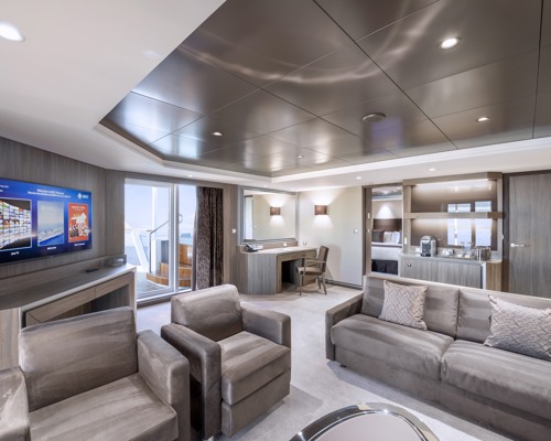 MSC Cruises MSC Virtuosa MSC Yacht Club Royal Suite 1.jpg