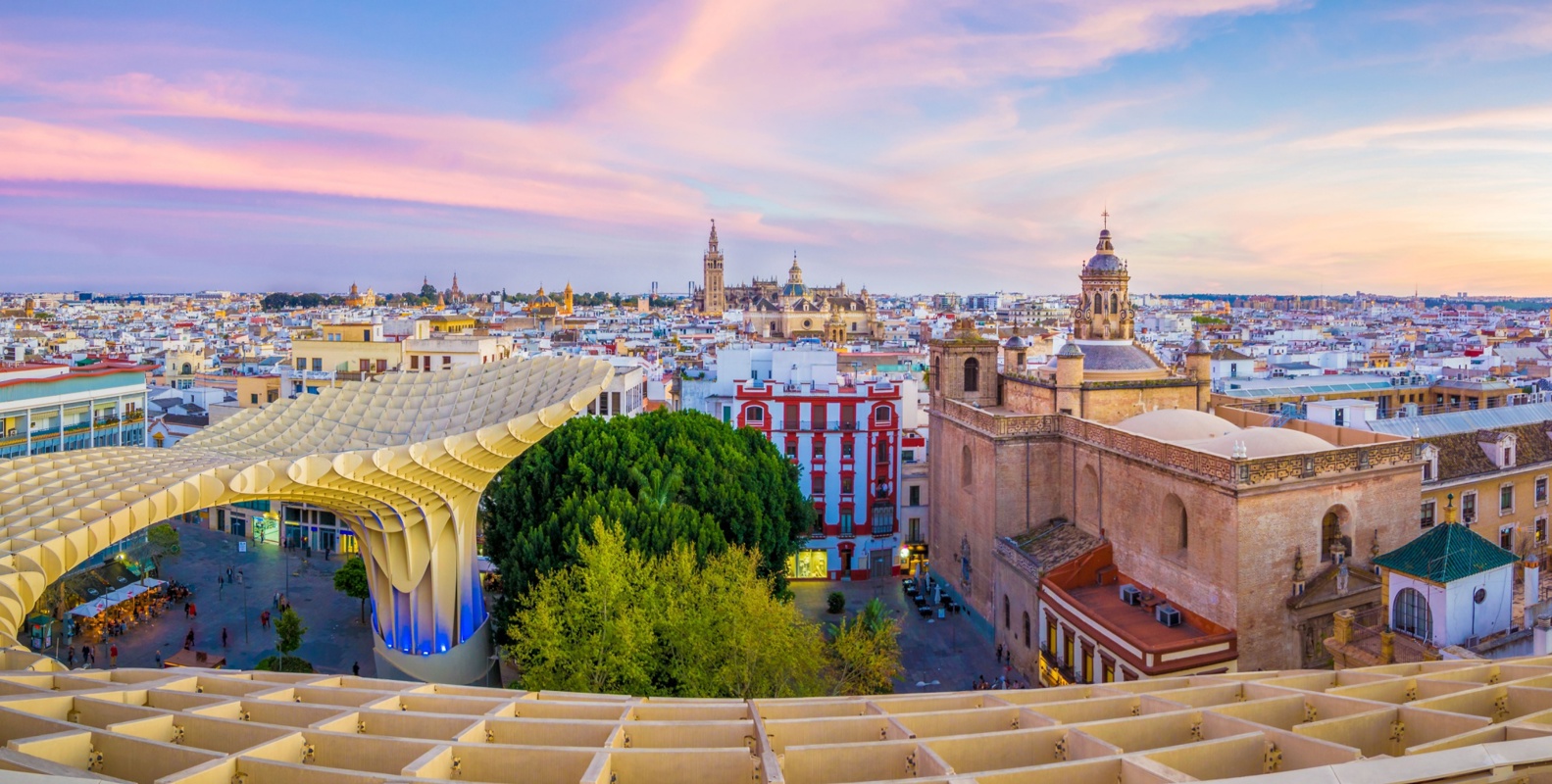 Shutterstock 402221215 Seville Spain