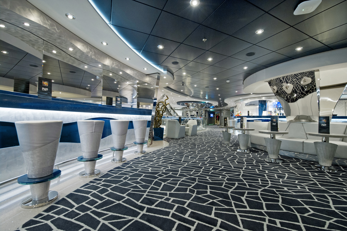 MSC Fantasia Class silver lounge2 .jpg