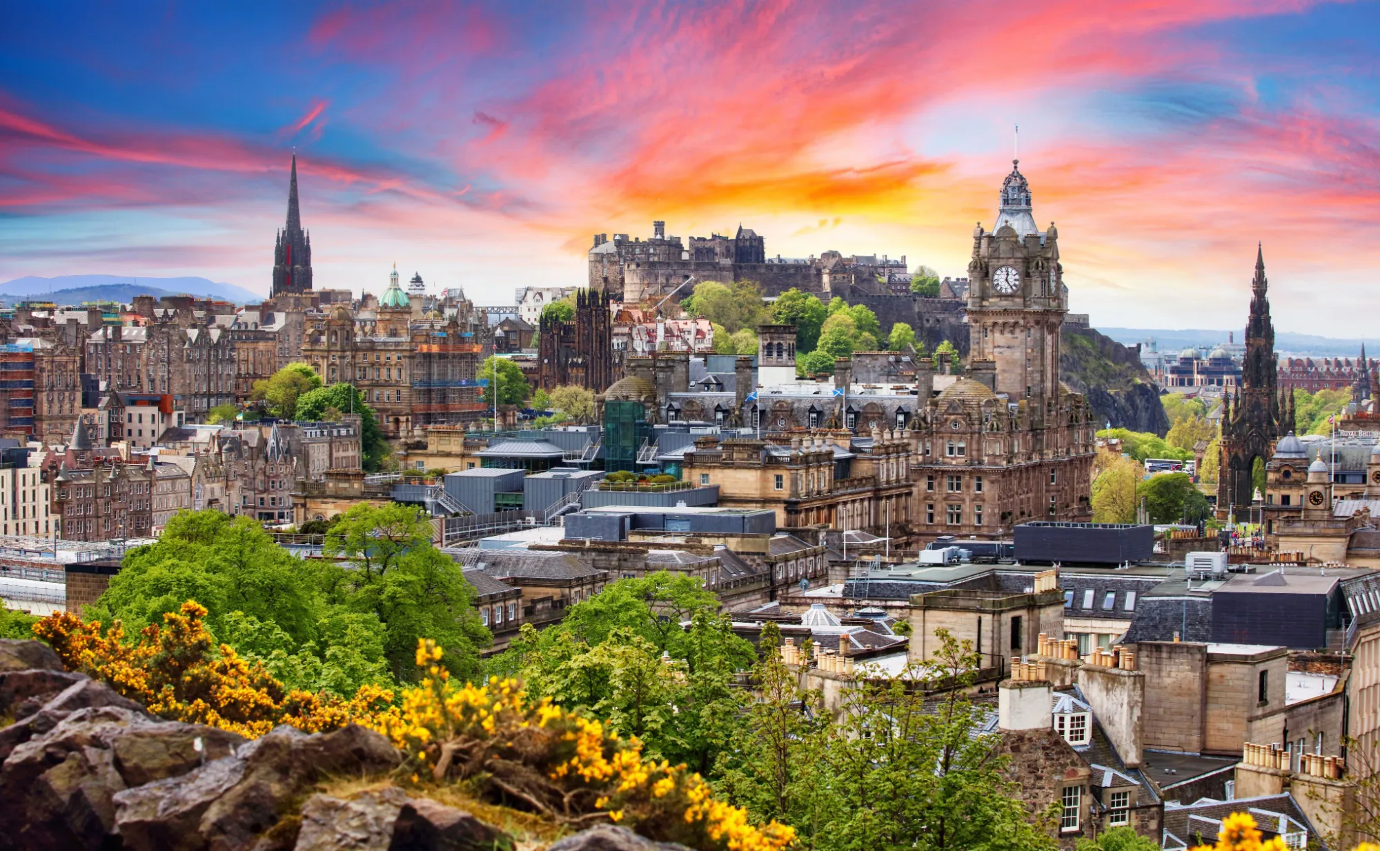 Shutterstock 2259327801 Edinburgh Scotland
