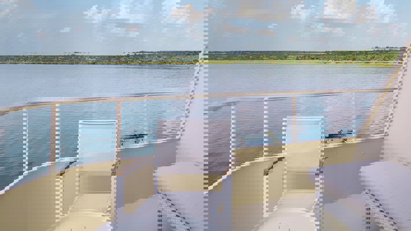 AmaWaterways, Zambezi Queen, Luxury Suite Balcony.jpg