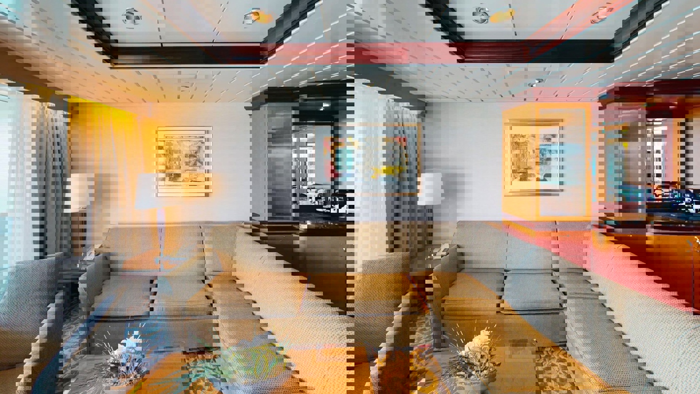 RCI Freedom of the Seas Owners Suite.jpeg