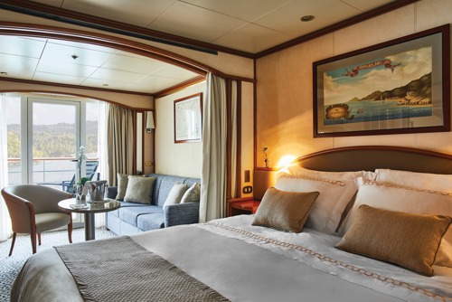 Deluxe Veranda Suite