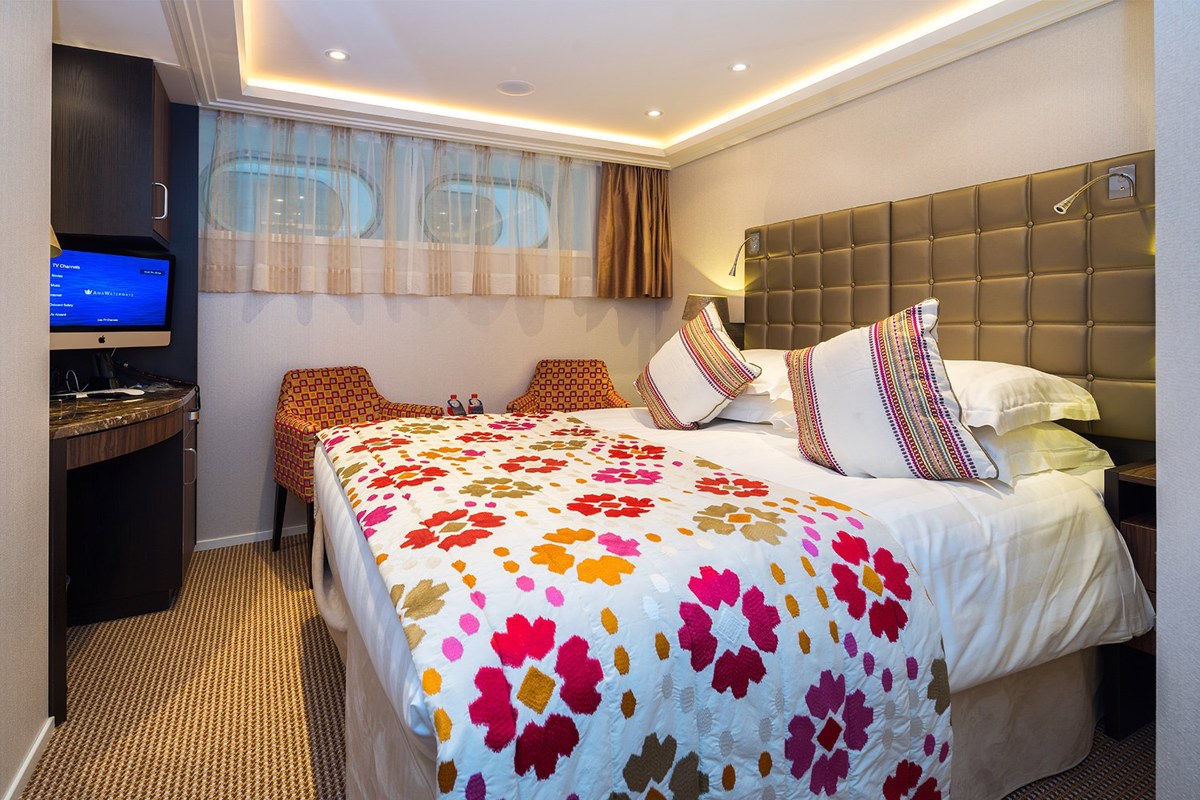AmaWaterways AmaLea Accommodation Category D 4.jpg