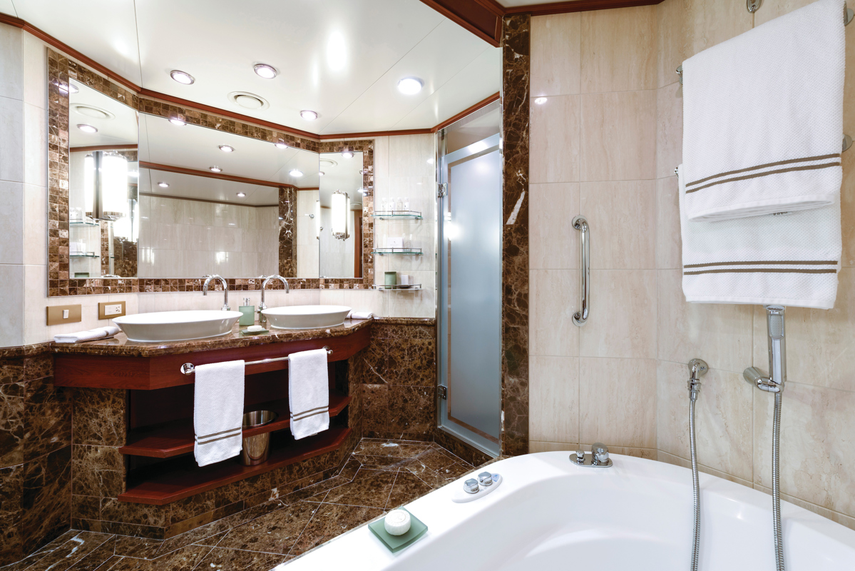 Silversea - Silver Spirit - Accommodation - Silver Suite 2.jpg