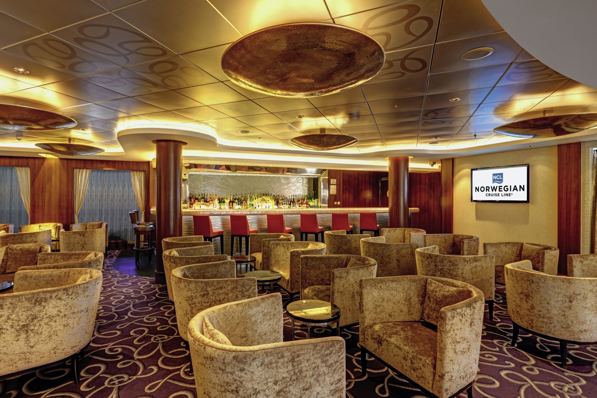 NCL Norwegian Epic Shaker's Martini Bar.jpeg