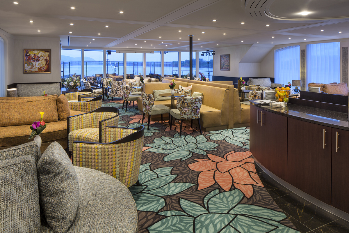 AmaWaterways LEA_MainLounge.jpg