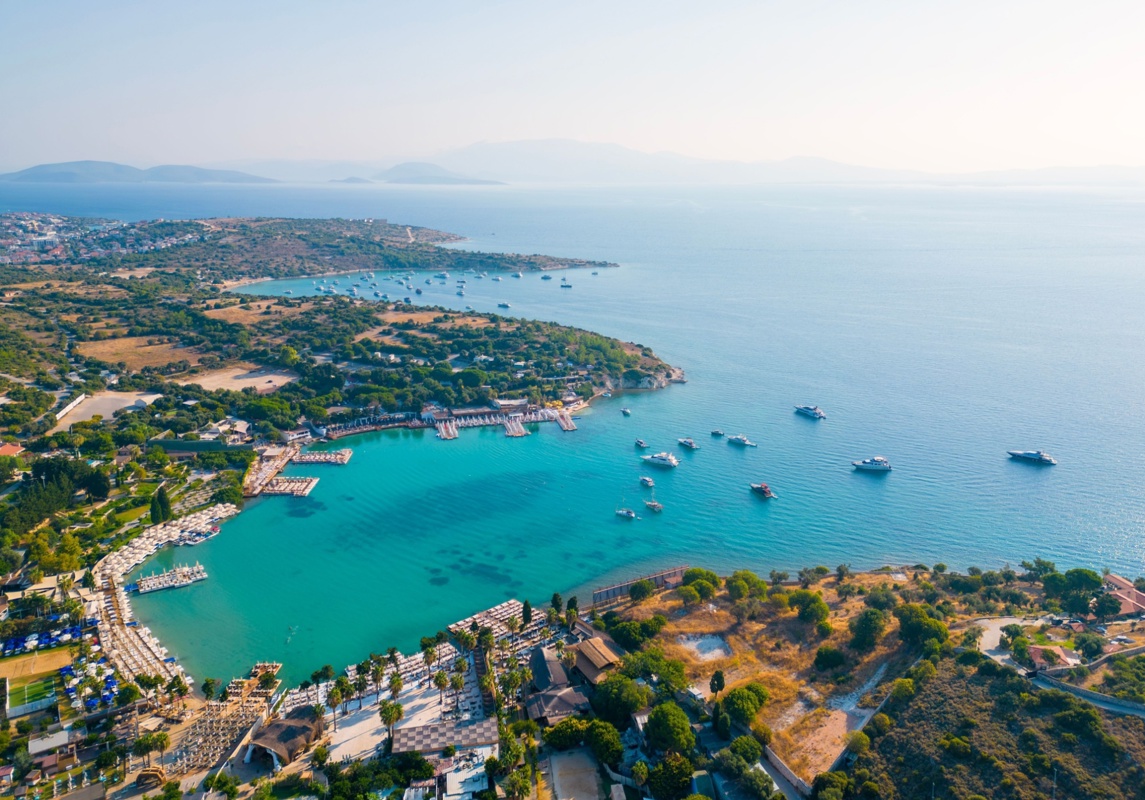 Shutterstock 2347237225 Izmir Turkey