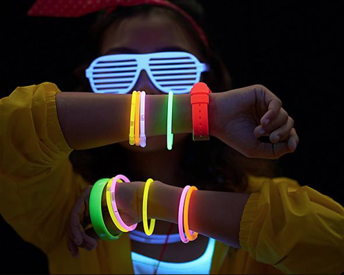 RCI Totally Awesome 90s Street Party.png