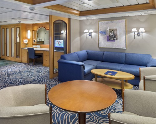 RCI Grandeur of the Seas - Owners Suite.jpg