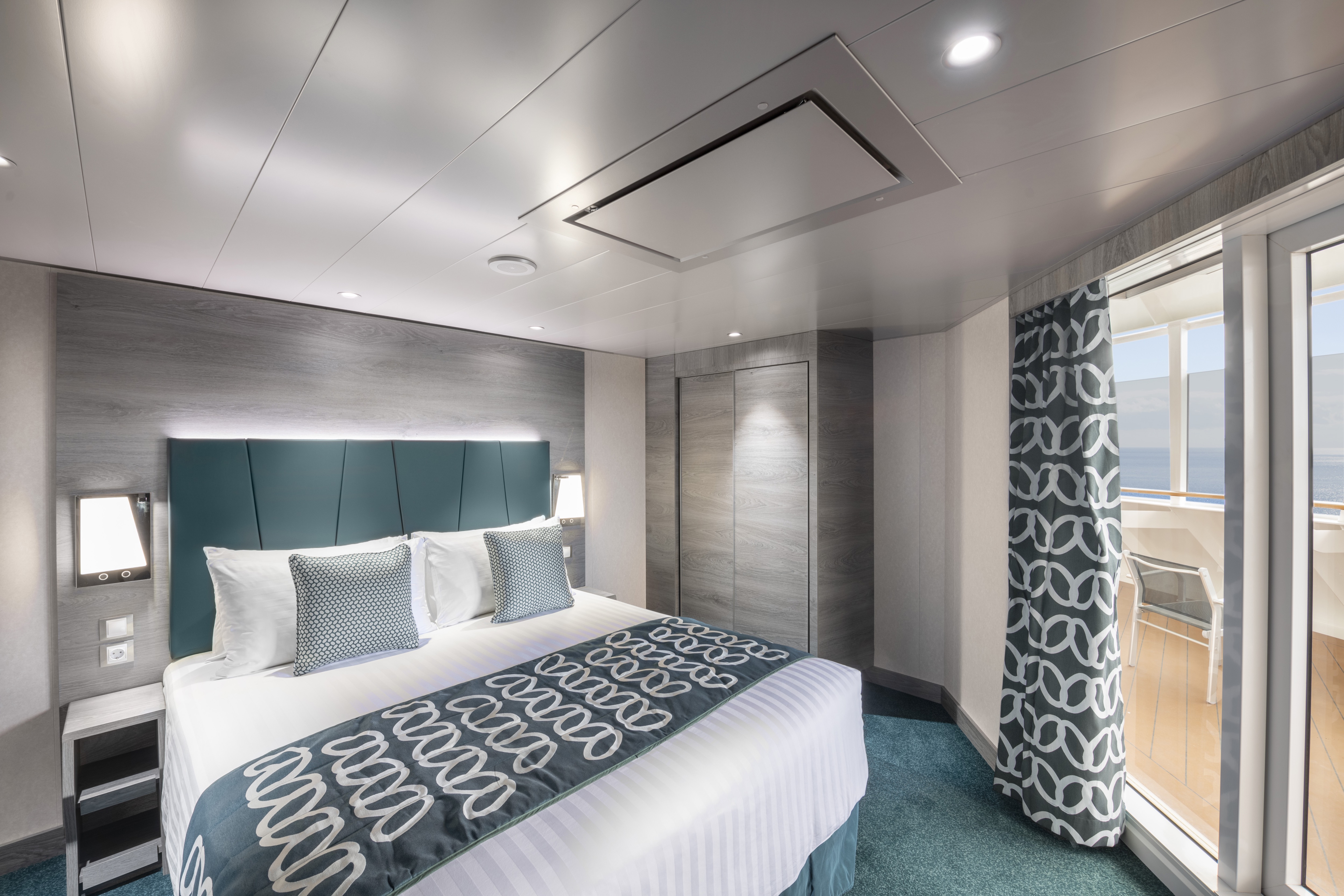 Grand Suite Aurea with Terrace and Whirlpool
