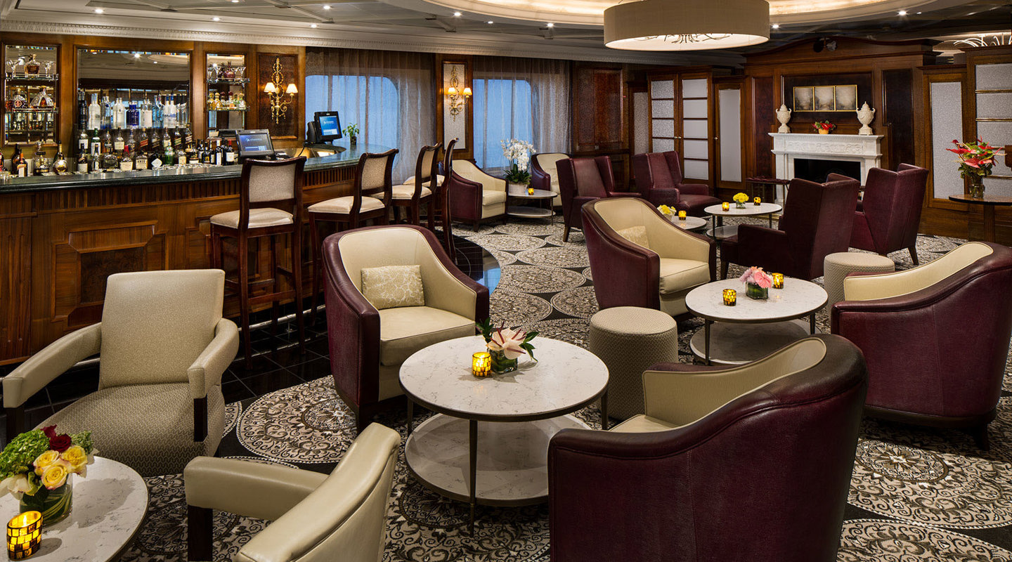 Azamara Cruises Discoveries Lounge.jpeg