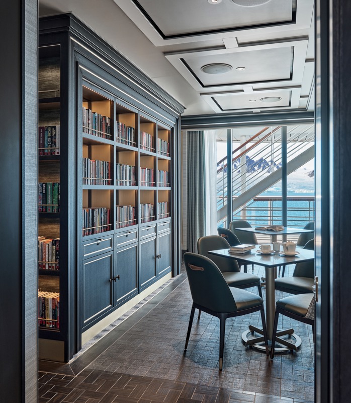 SILVERSEA Silver Endeavour Library 1.jpg