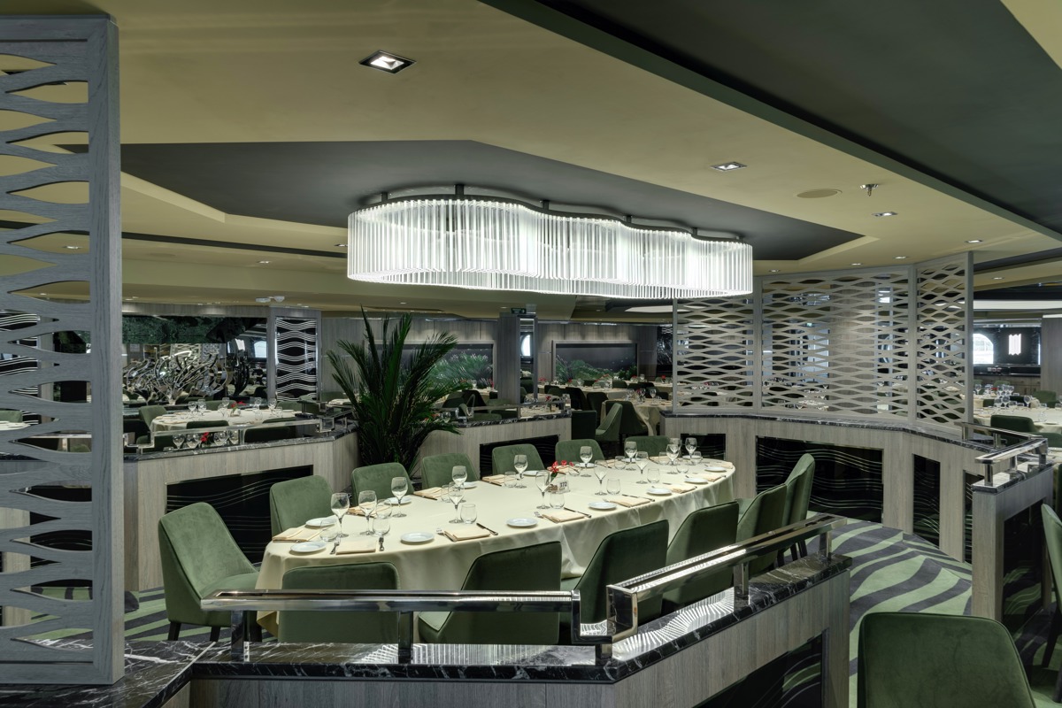 MSC Cruises MSC Bellissima Posidonia Restaurant 1.jpg