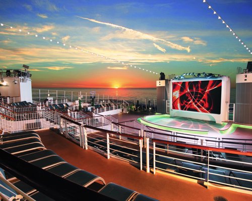 NCL Norwegian Epic Spice H20 1.jpeg