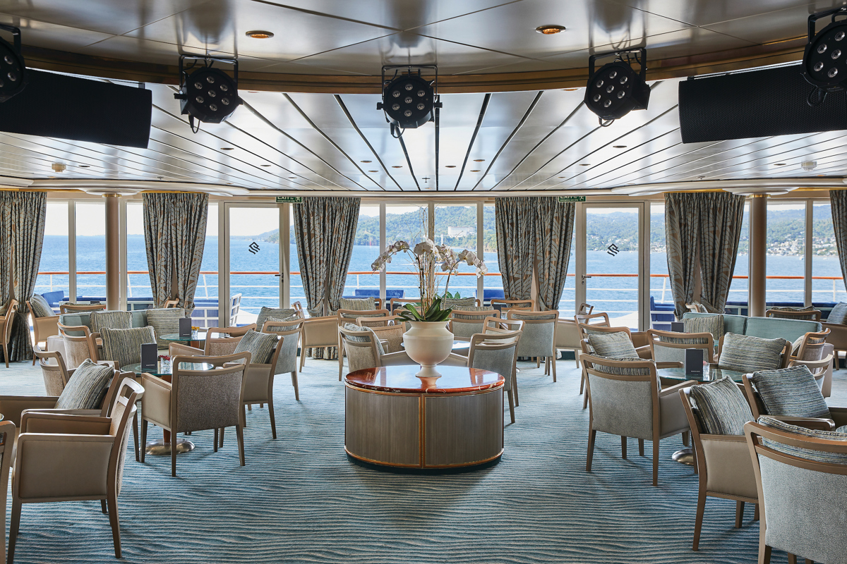 Silversea - Silver Wind - The Panorama Lounge.jpg