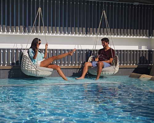 Celebrity Cruises The Retreat Sundeck 11.jpg