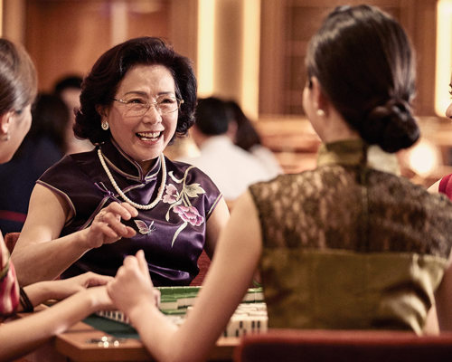 Princess Cruises Magestic Princess Vista Gaming Lounge.jpg