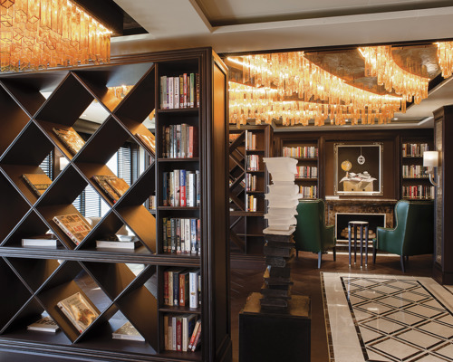 Regent Seven Seas EXPLORER Library 1.jpg