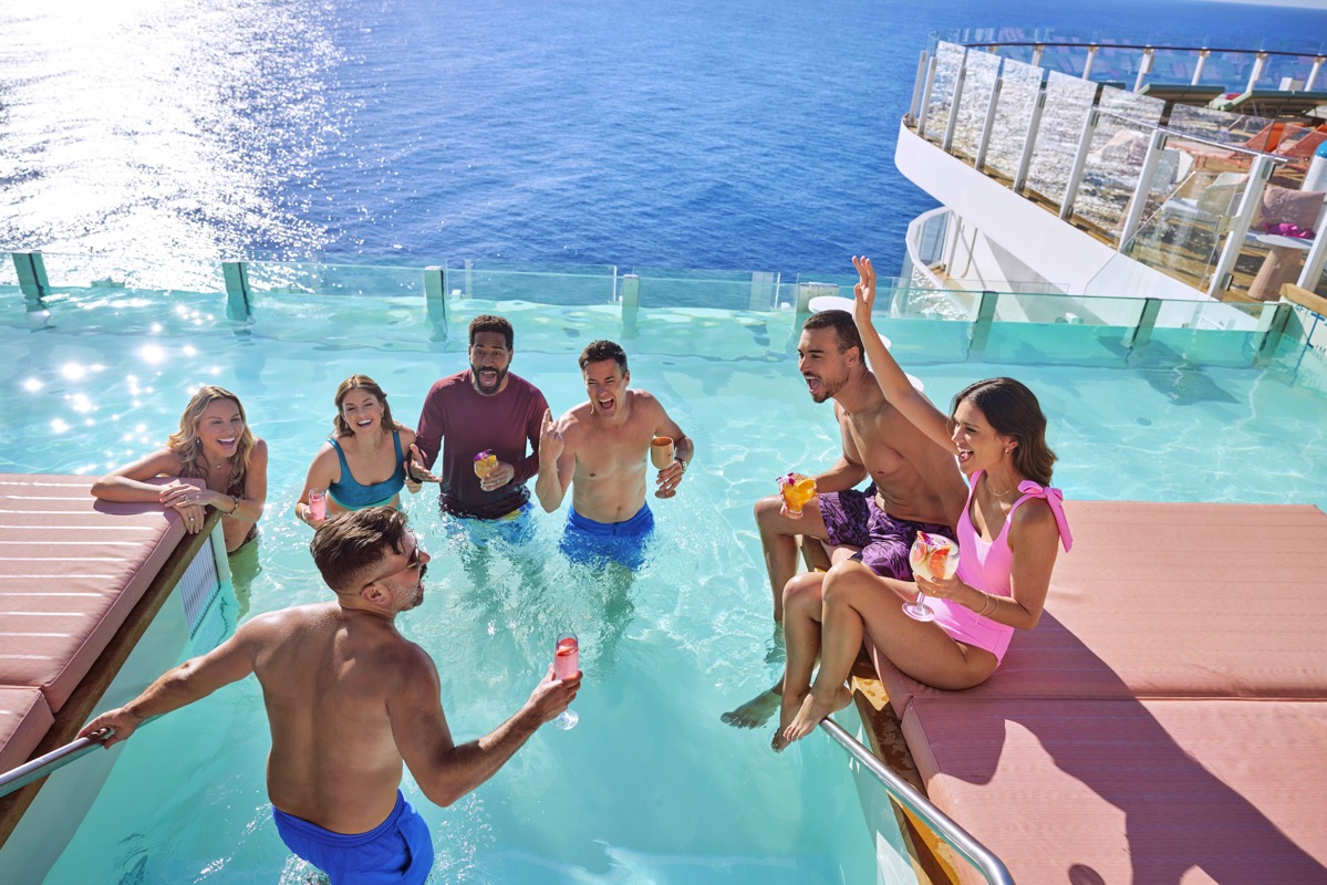 Rci Icon Of The Seas Hideaway Pool   R.Jordan 1.Jpg