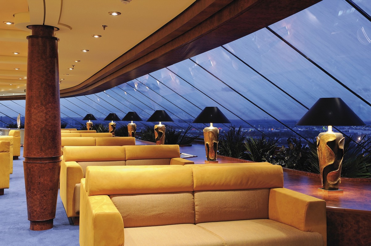 MSC Cruises MSC Fantasia MSC Yacht Club 6.jpg