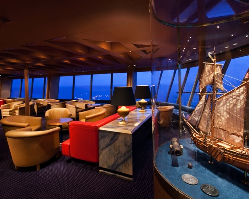 Holland America Line Vista-Class Interior Crow's Nest 2.jpg