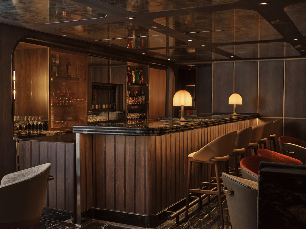SilverSea Cruises Silver Moon S.A.L.T Bar 2.jpg