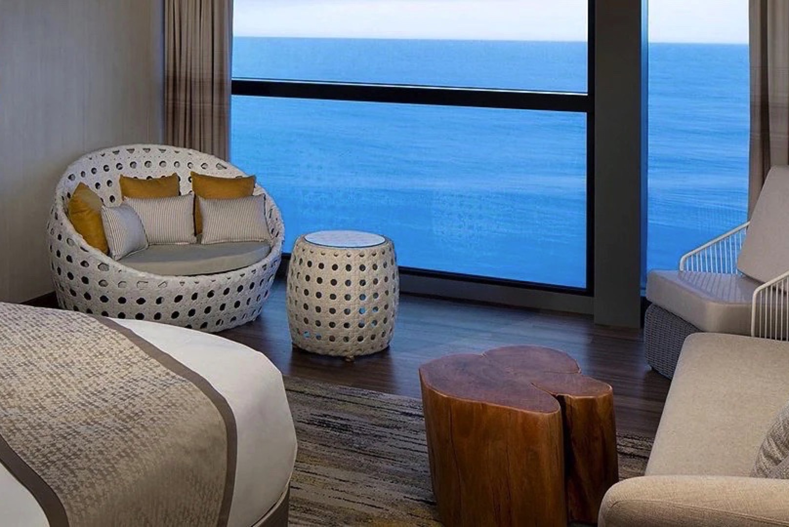 Sky Suite with Infinite Veranda℠