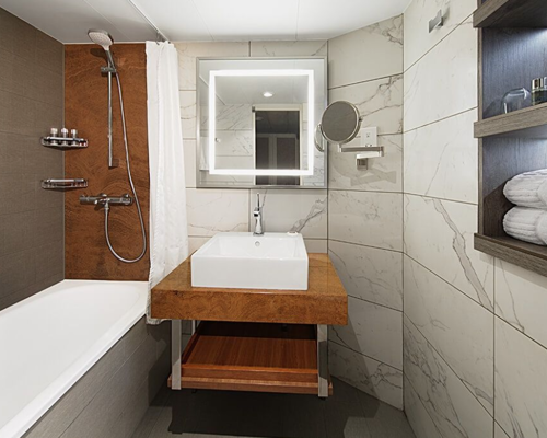 Azamara Club Cruises Azamara Pursuit Accommodation Club Continent Suite 3.png