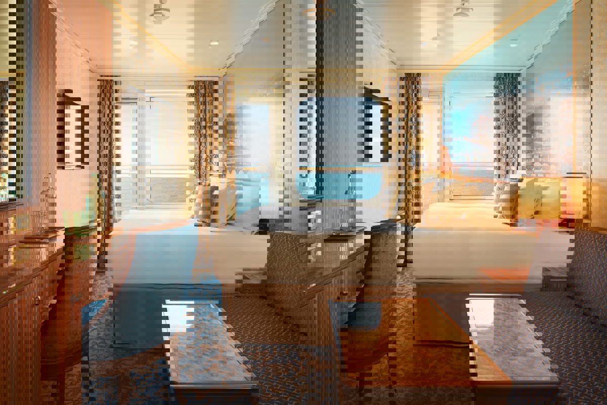 Carnival FIRENZE Balcony.jpg