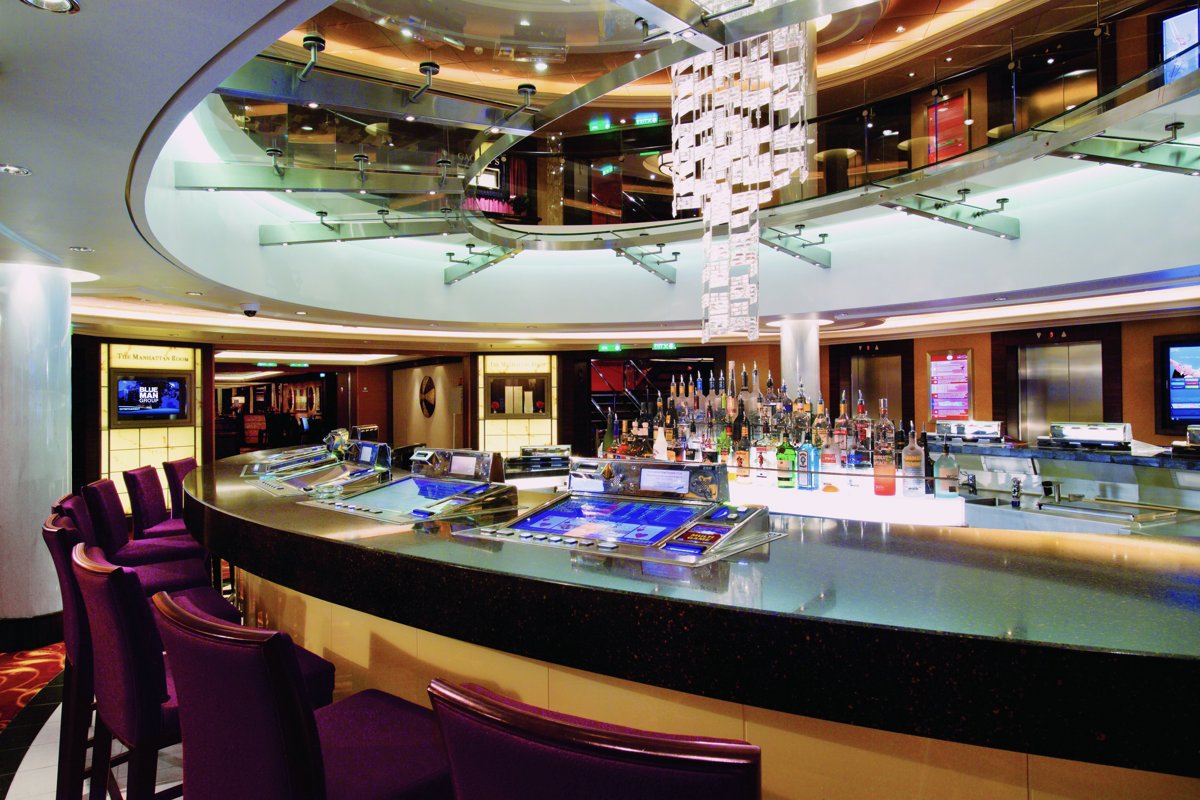 NCL Norwegian Epic Cascades Bar.jpeg