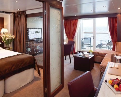 Seabourn Odyssey Class Accommodation Penthouse Suite.jpg