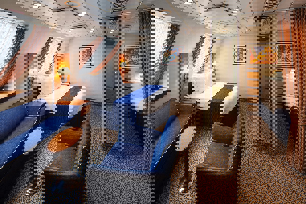 RCI Brilliance of the Seas Family Ocean View 2.jpg