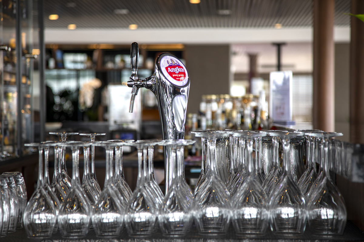 Emerald Waterways - Emerald Harmony - Horizon Bar and Lounge _5_.jpg