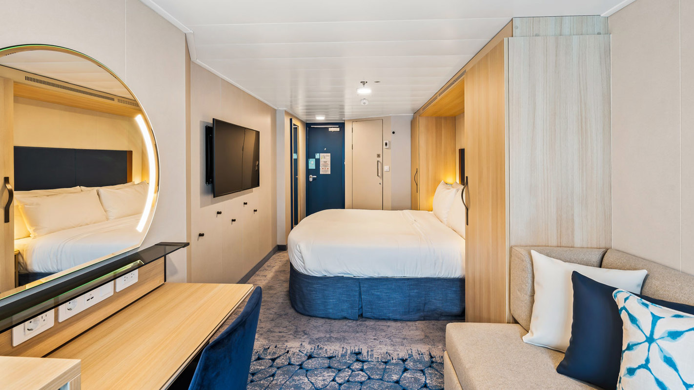 RCI Wonder of the Seas Central Park View Balcony 1.jpeg