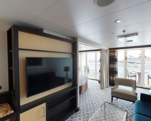 RCI Odyssey of the Seas Grand Suite 1 Bedroom.png