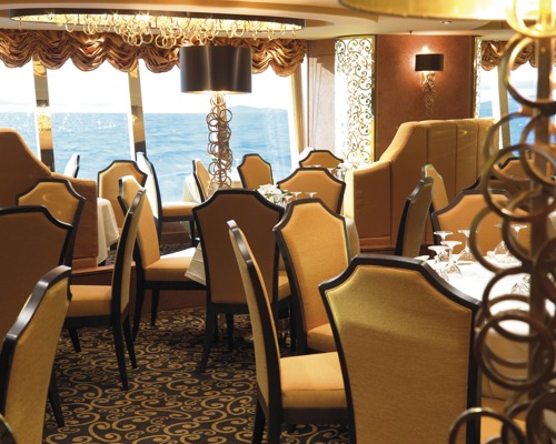 MSC Cruises MSC Fantasia II Cerchio d'Oro 4.jpg