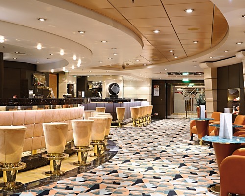 MSC Musica Class gold bar 1.jpg