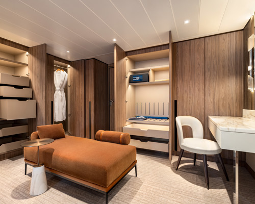 Oceania Cruises A-Class Vista Suite 6.jpg