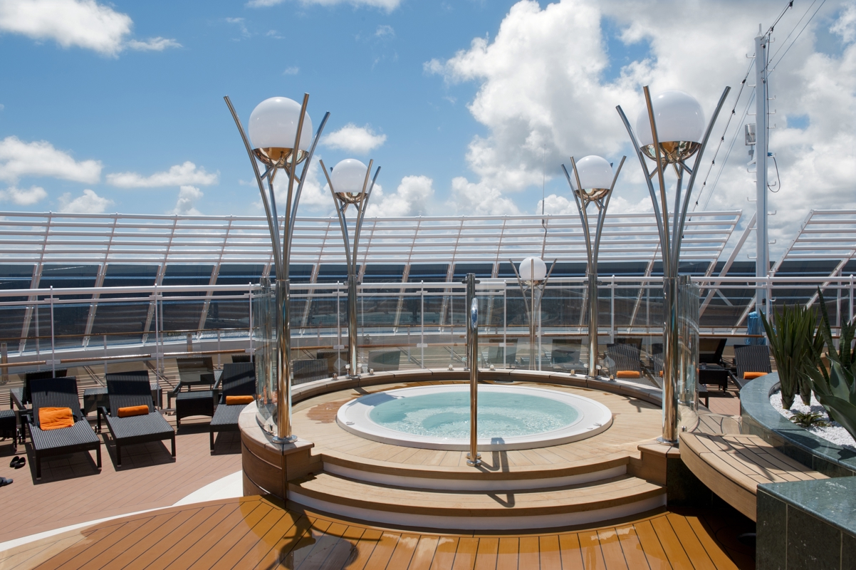 MSC Cruises MSC Divina YC Pool Area 1.jpg