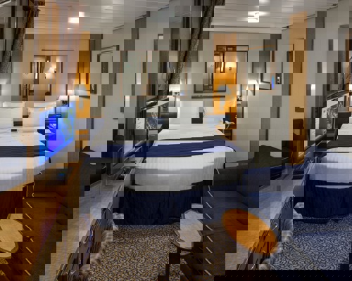 RCI Radiance of the Seas Interior.jpg