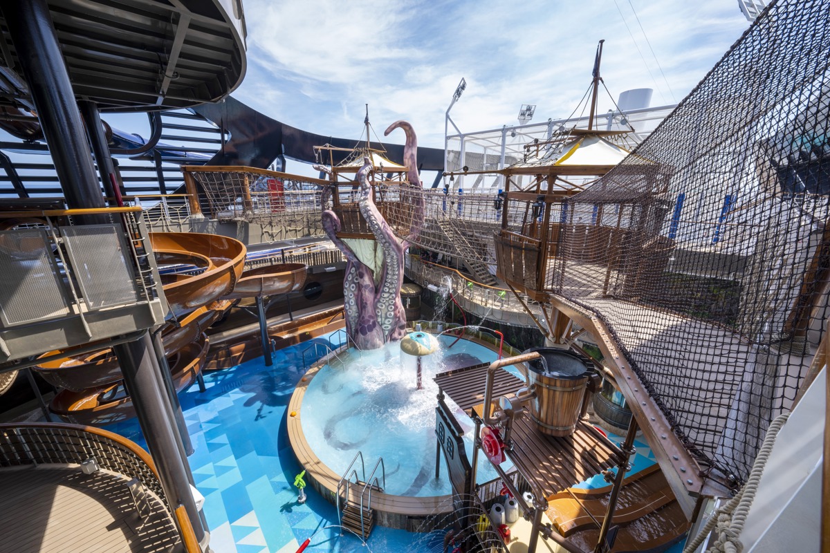 MSC Cruises MSC Seashore Pirates Cove Aquapark 5.jpg