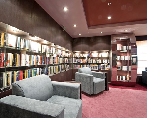 MSC Cruises MSC Splendida Library 0.jpg