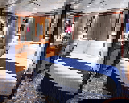 RCI Liberty of the Seas 1 Bedroom Grand Suite 0.jpg