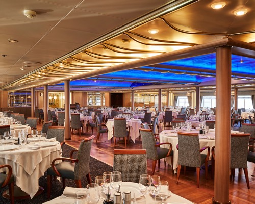 Silversea SILVER CLOUD The Restaurant 1.jpg