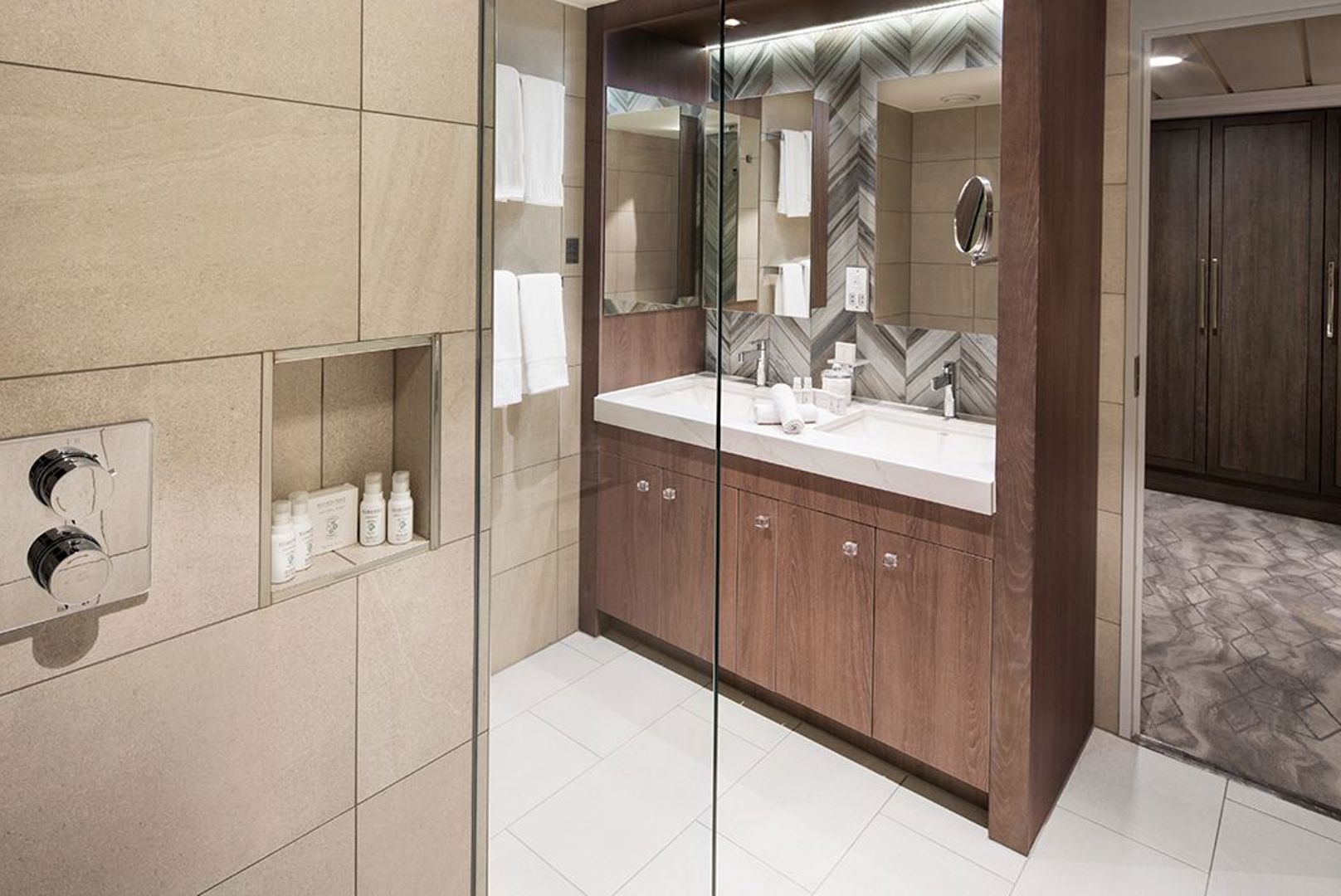 Club World Owner's Suite