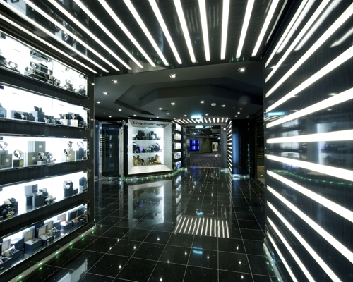 MSC Cruises MSC Divina Boutiques 1.jpg