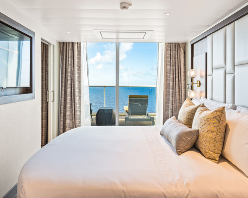 RCI Wonder of the Seas Owners Suite - 1 Bedroom 3.jpeg